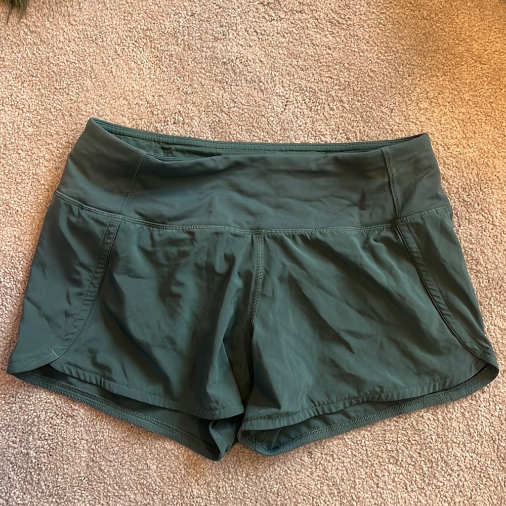 luluemon running shorts